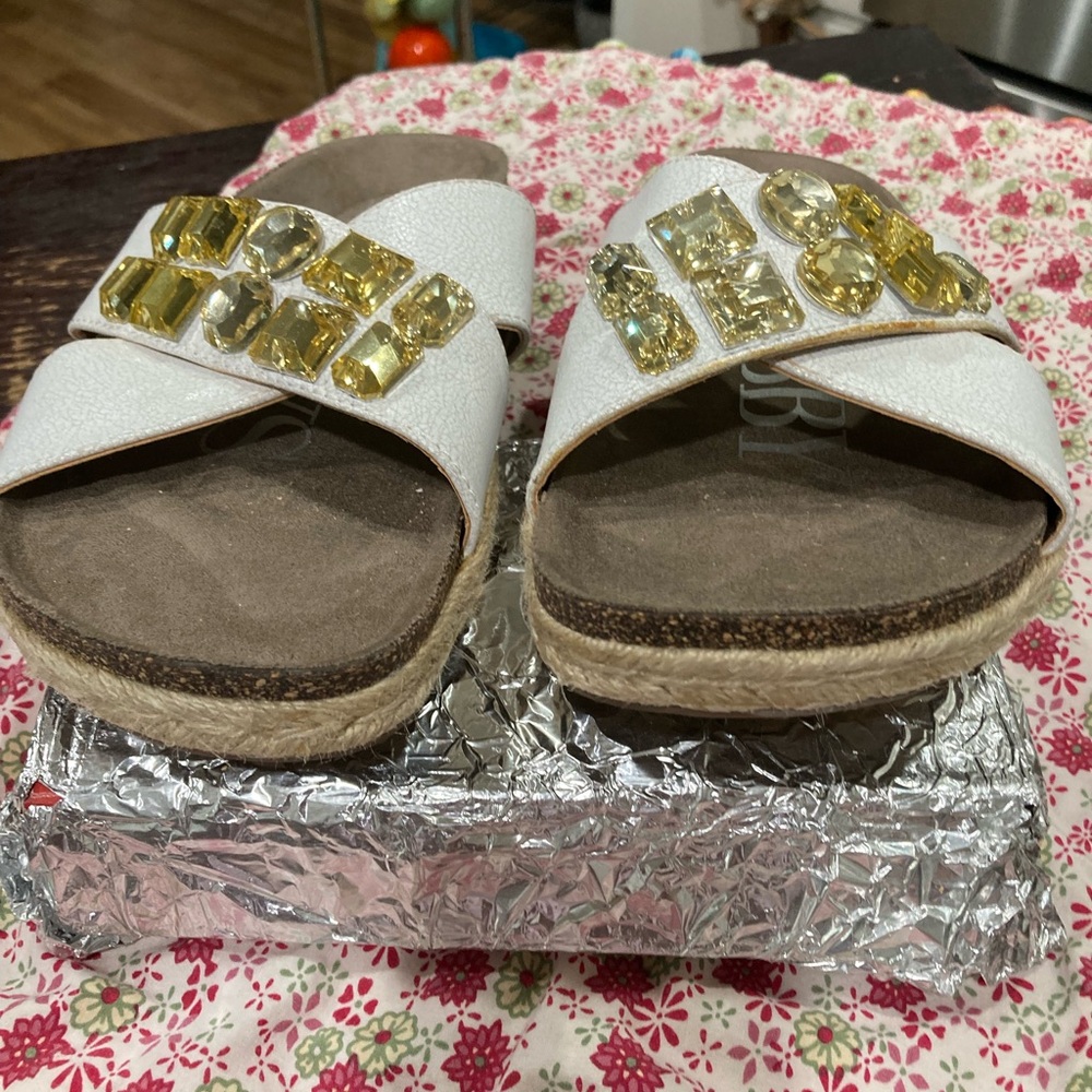 Sam & Libby White Sandals with Gold Accents